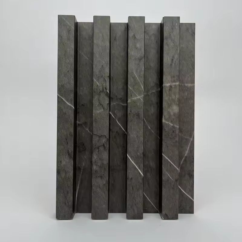 Paneles de pared WPC personalizados más vendidos con textura de piedra para espacios comerciales.