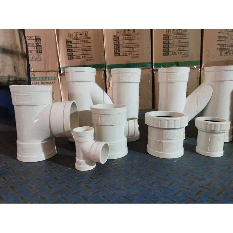 White UPVC Drainage Pipe Fittings Solvent Socket 90° Elbow / 45° Elbow / Tee / Coupler / Cap Multiple Specifications DN50-DN200 Building Drainage Engineering		
