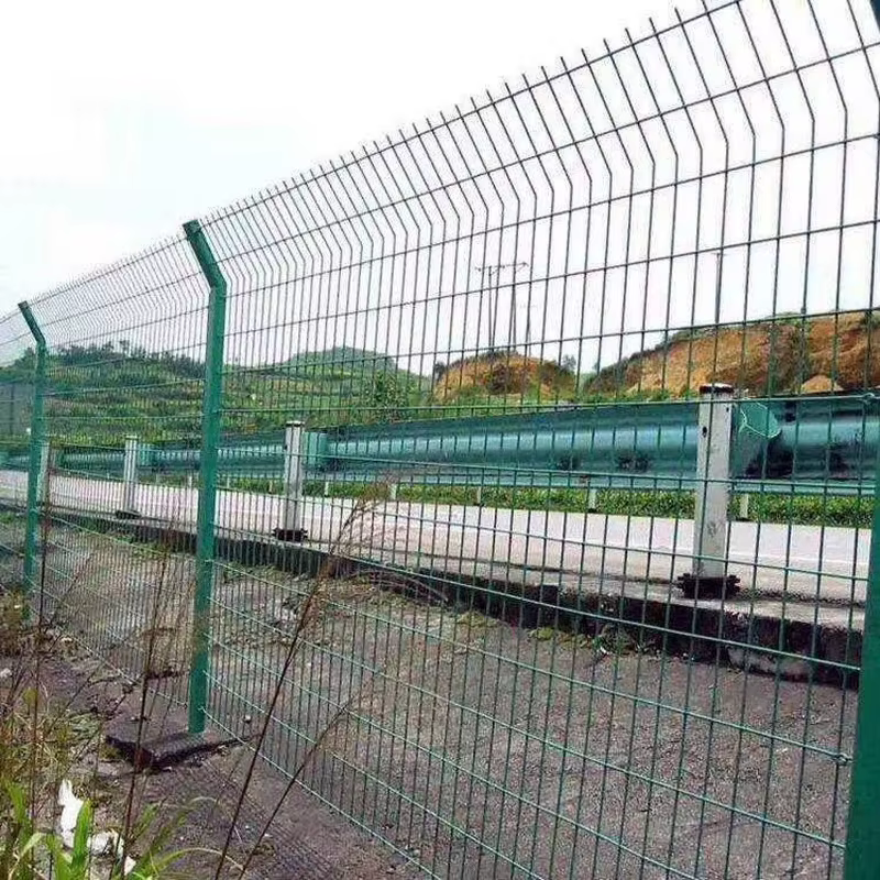 Green PVC-Coated Highway Fence Panel with Welded Frame for Roadside Protection