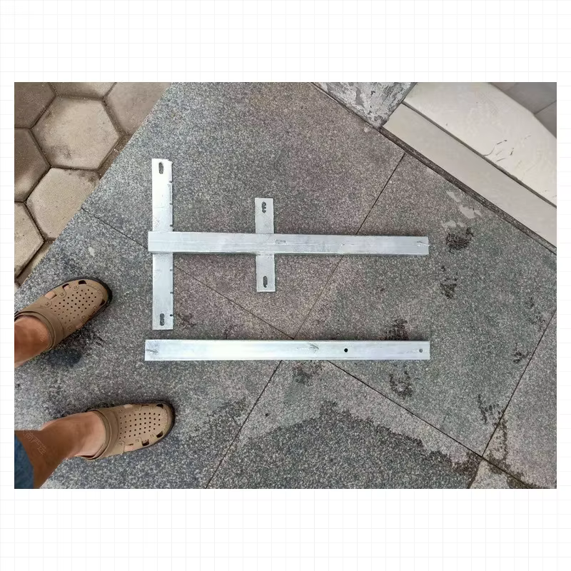 Blade Thorn Rope Column