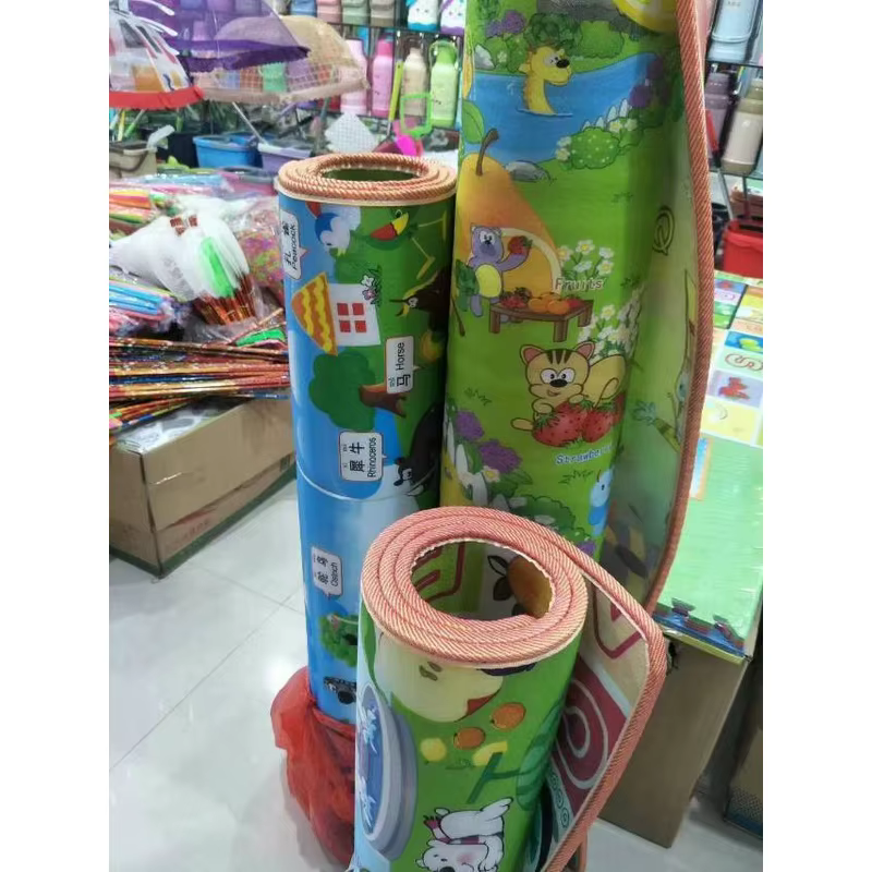 XPE Folding Kids Play Mat, Double-sided Pattern, Thick Eco-friendly Material, 1s Unfold & 3s Fold, Easy Storage