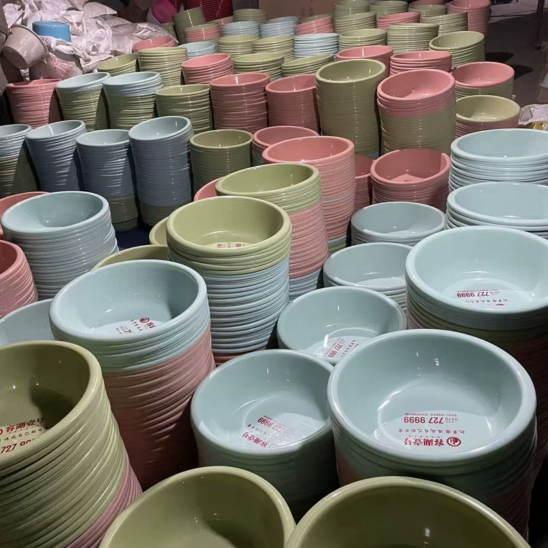 Plastic Square Basin
