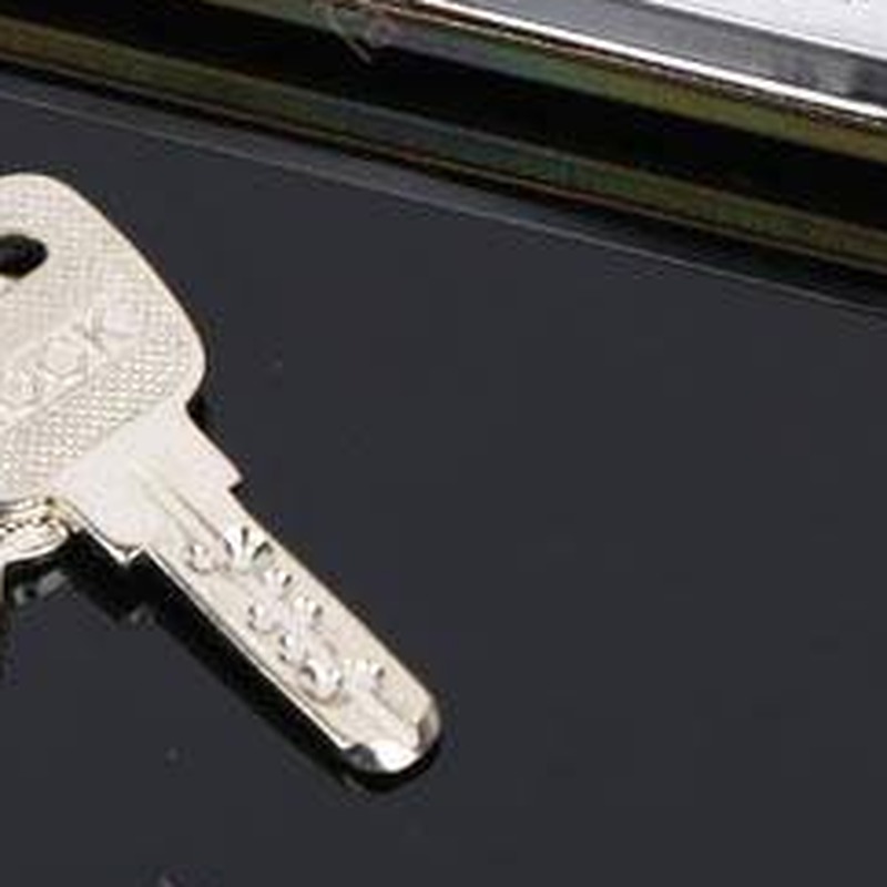 Galvanized Roller Shutter Lock (Huangguan Locks) with 2 keys