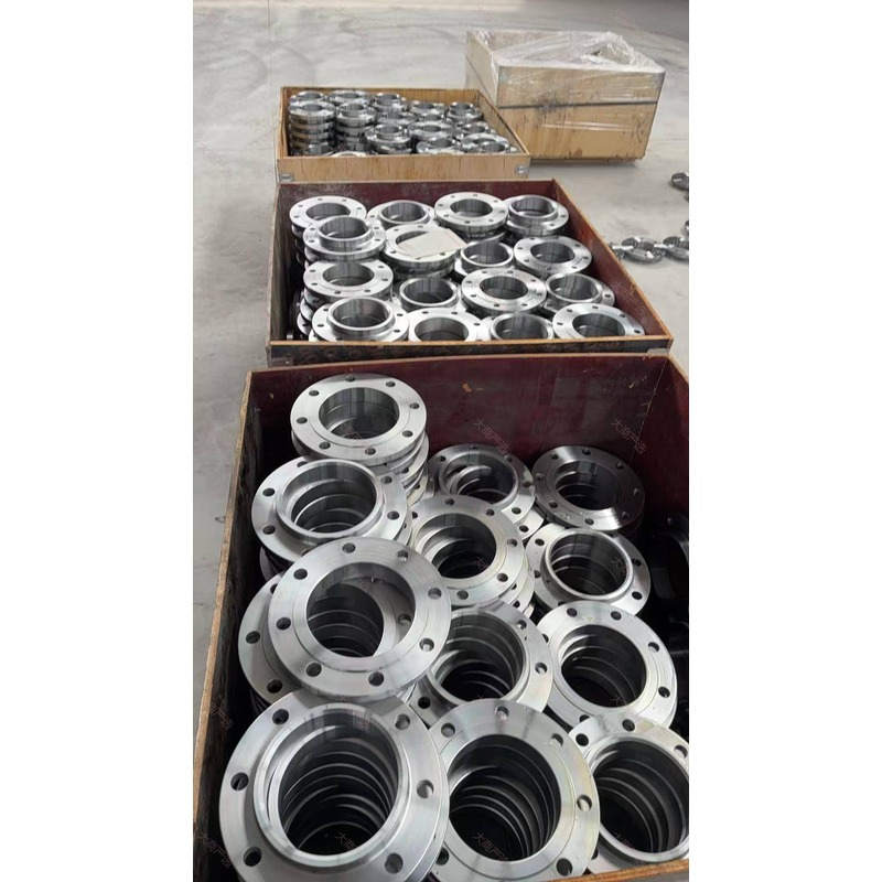 Shuihui Tuberias Brida Roscada de Acero al Carbono DN100-DN200 GB/T 9115 Conexion de Rosca de Tuberia Estandar Nacional Venta Directa de Fabrica	