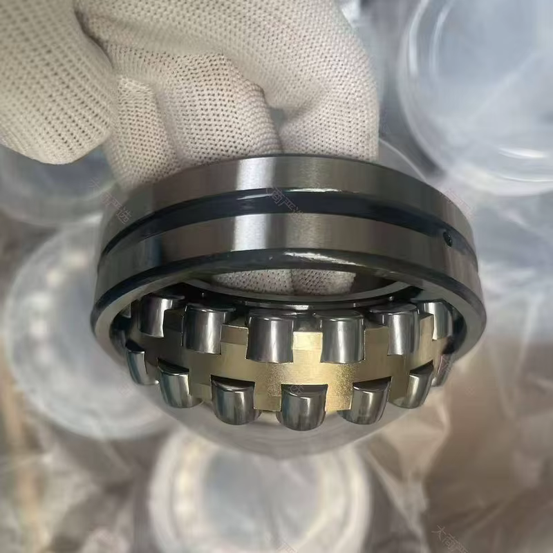 Three types of self-aligning roller bearings