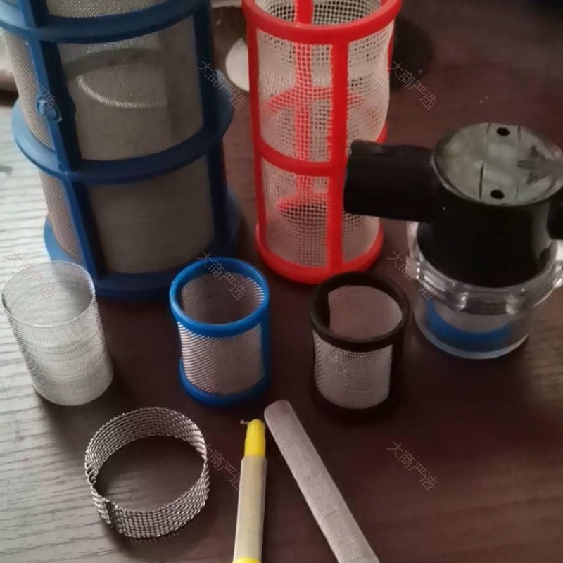 Injection molded mesh tube