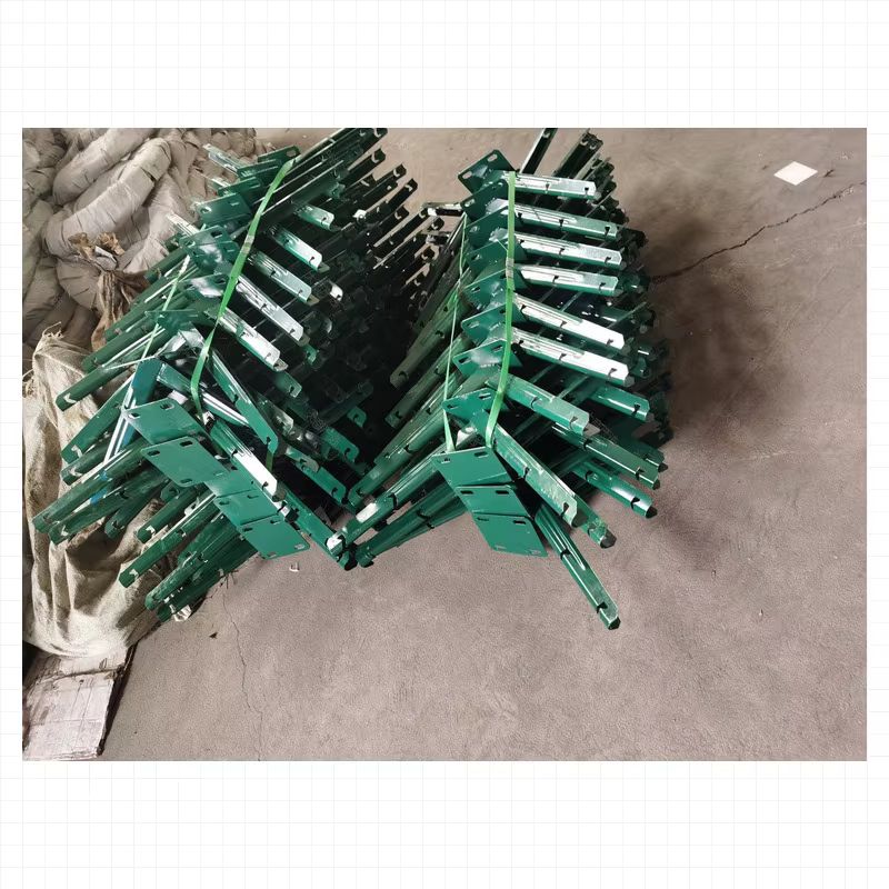 Spray-coated blade bracket