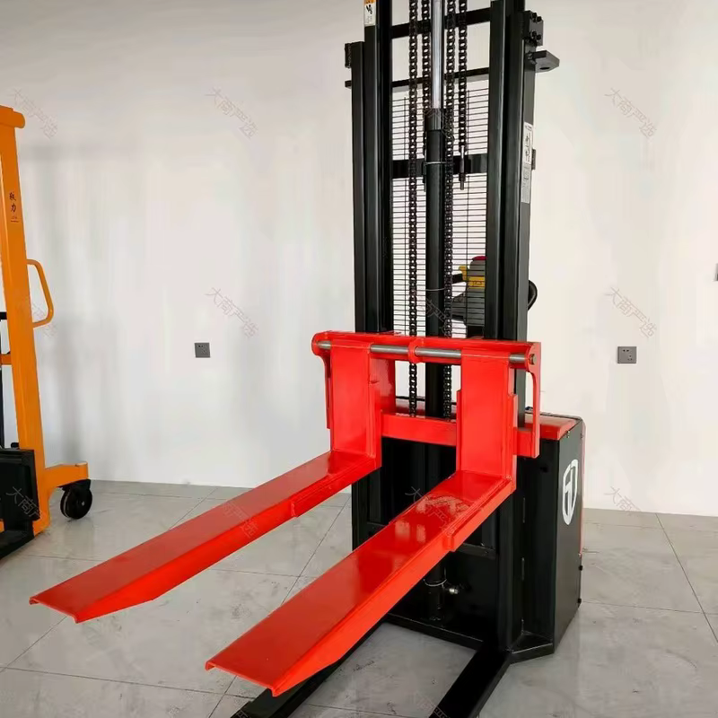 Electric Stacker 1.5T 3m Lift Height