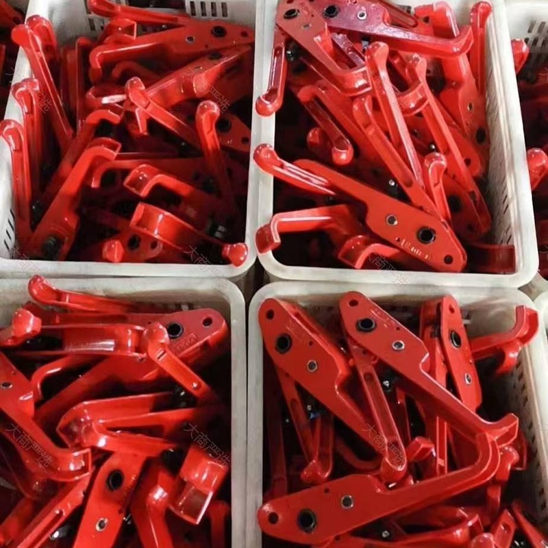 Strapping machine